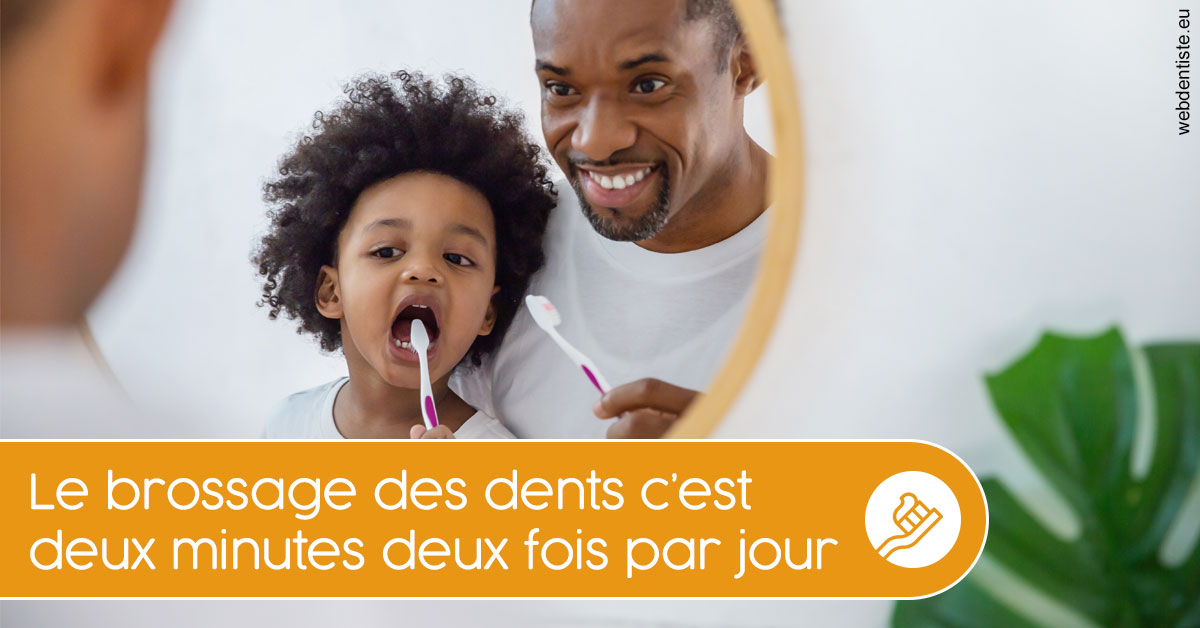 https://www.cabinetdentaire-etoile.fr/Les techniques de brossage des dents 2
